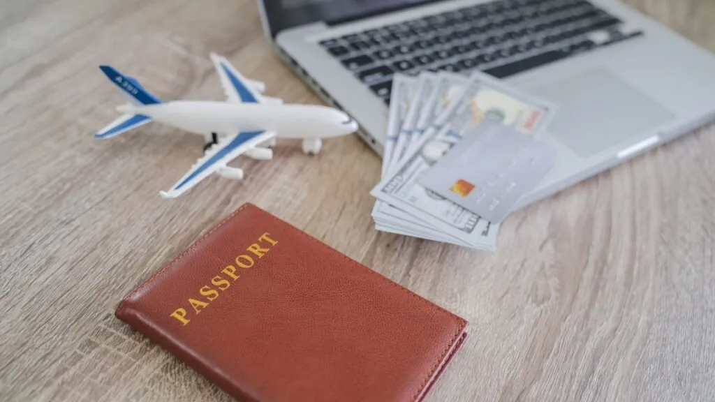 top 10 travel agency in India