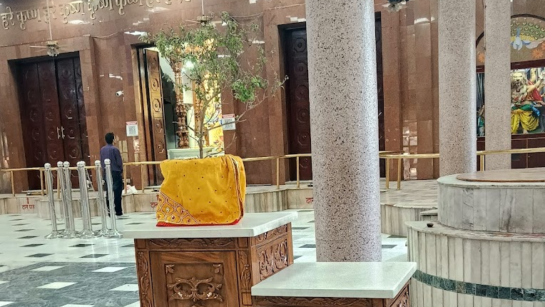 ISKCON Temple Chandigarh: A Spiritual Oasis in the City 9 ISKCON Temple Chandigarh